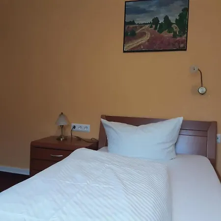 Zur Krone Hotel 3*