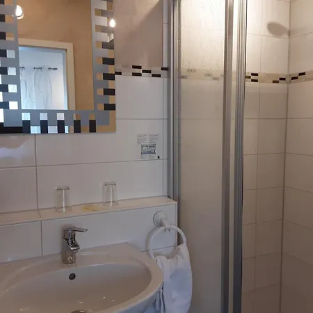 Zur Krone Odenwald-sterne-hotel Hotel 3*