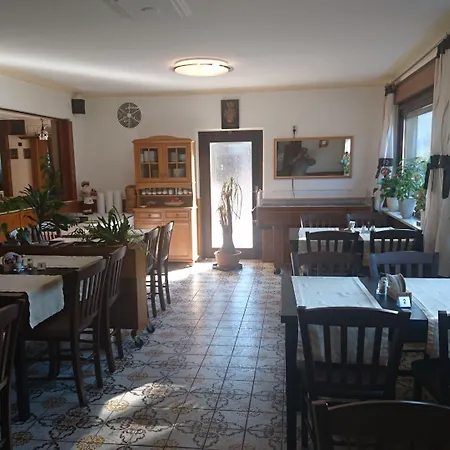 Zur Krone Odenwald-sterne-hotel Hotel Oberzent