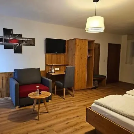 Zur Krone Odenwald-sterne-hotel Hotel Oberzent