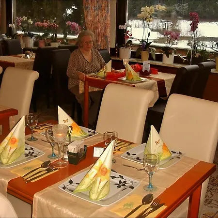 فندق Zur Krone Oberzent
