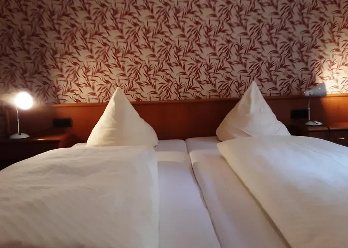 Hotel Gasthof Zur Krone Odenwald-sterne-hotel Oberzent