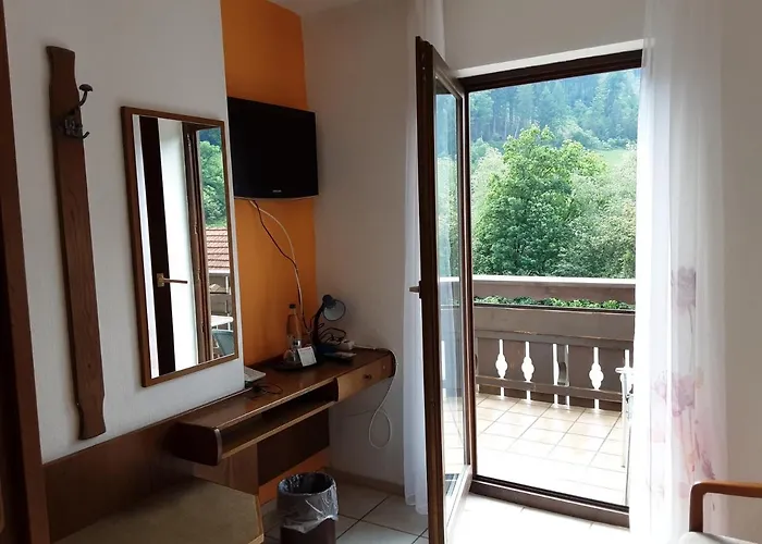 Gasthof Zur Krone Odenwald-sterne-hotel